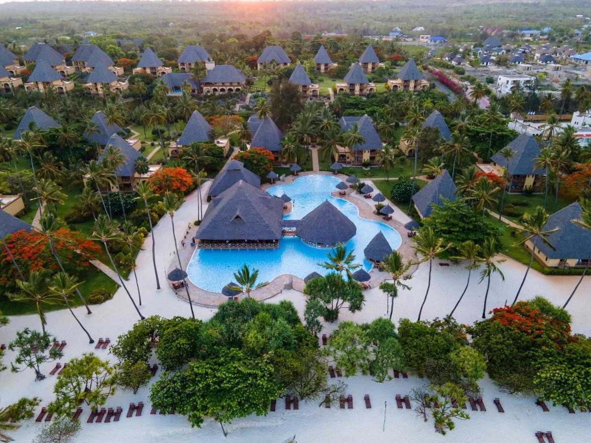 Neptune Pwani Beach Resort & Spa - All Inclusive Kiwengwa  Exterior foto