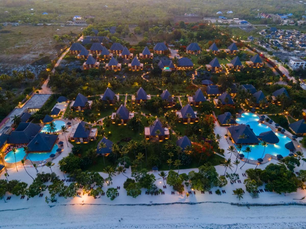Neptune Pwani Beach Resort & Spa - All Inclusive Kiwengwa  Exterior foto