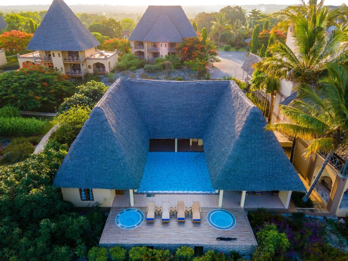 Neptune Pwani Beach Resort & Spa - All Inclusive Kiwengwa  Exterior foto